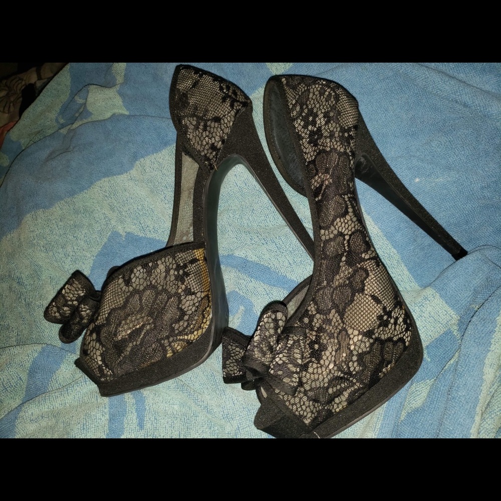 Bet set Johnson high heels